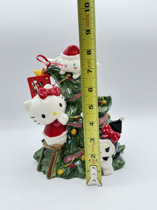 Hello Kitty Decorating the Christmas Tree Figurine