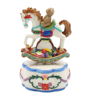Cosmos Christmas Rocking Horse Musical "We Wish You a Merry Christmas"