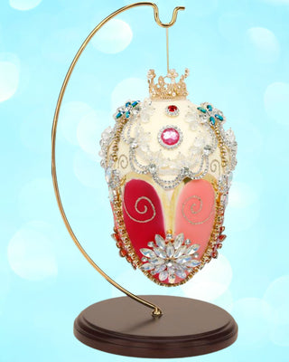 Victorian Ornaments & Décor