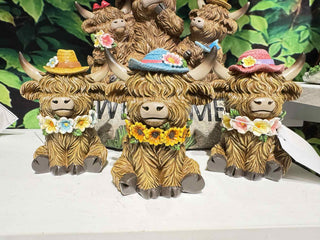 Pre-Order Spring 2026 Resin Highland Cow w/ Flowers & Hat Set