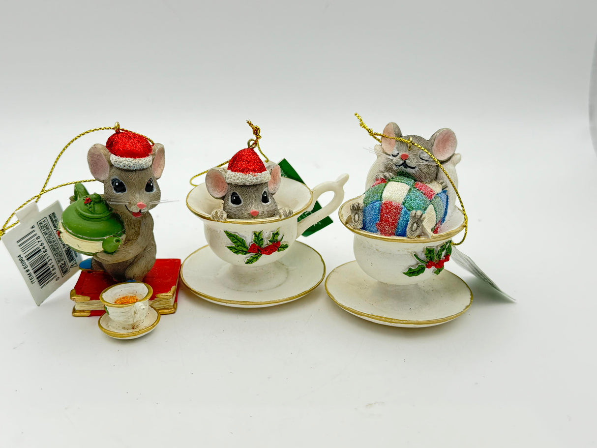 Nostalgic Mouse With Teacup Christmas Holiday Ornaments