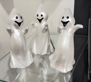 PRE-ORDER Raz 6.5" Pearlescent Smiling Ghost Set 4412118