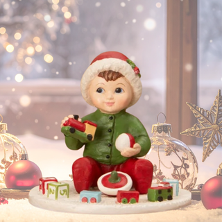 Carson with Train TD4193