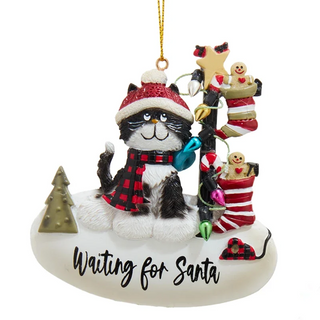 Waiting for Santa Cat with Gingerbread Ornament D4907