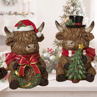 Pre-Order Christmas Highland Cow Set w Wreath & Tree 2864870
