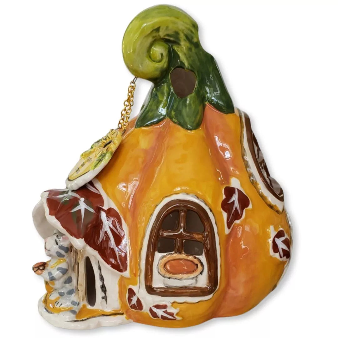 Pumpkin Pie Cottage with Cat Tealight House