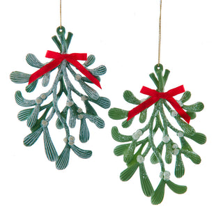 Mistletoe Leaves Ornament T3796 Mistletoe Kisses