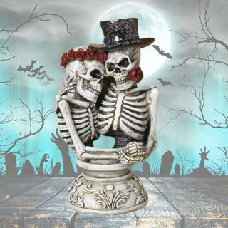 Pre-Order Gerson 7" Resin Halloween Skeleton Couple 2691140