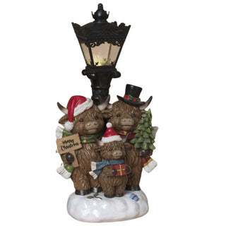 Pre-Order 13.7" Lighted Resin Highland Cows Family w/ Street Lamp & Timer 2795100